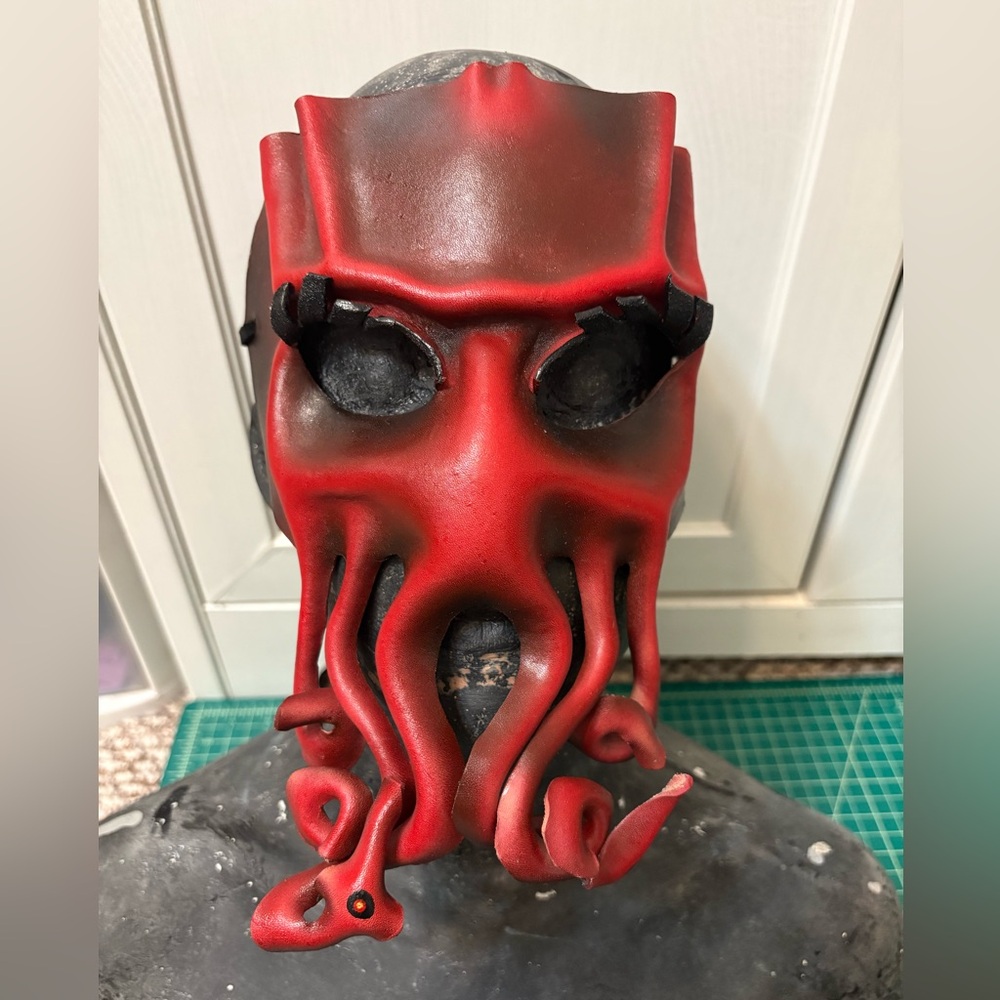 Femme Red Cthulhu Mask